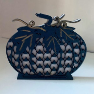 Chinoiserie Fall Pumpkin Decor Fishnet Figurine Shelf Sitter