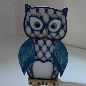Chinoiserie Fall Owl Decor Modern Fishnet Crosshatch Figurine Statue