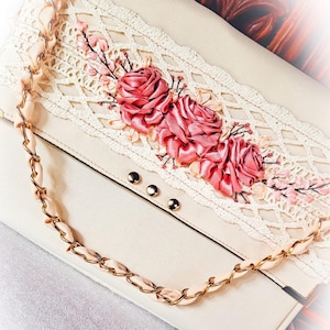 Band bestickte Umhängetasche, Band bestickte Umhängetasche, Schleifenband-Stickereihandtasche, Handtasche mit Rosen