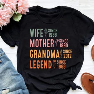 Maglietta personalizzata per la festa della mamma: Anno personalizzato della leggenda della nonna
