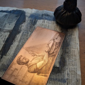 Work in Dark Original Hand-Engraved Copperplate Engraving, Linocut, Chine-Collé, print featuring doom scrolling, procrastination afbeelding 6
