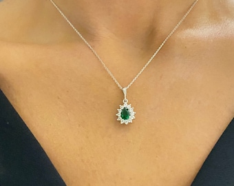 925K Sterling Silver Emerald Necklace for Women ,May Birthstone Necklace , Emerald Necklace Gold , Gift For Her , Birthday Gifts