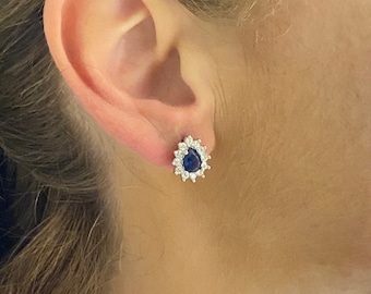 Sapphire Cluster Ohrringe, 925K Sterling Silber Tropfen Saphir Ohrringe, September Birthstone Geschenk, CZ Blauer Saphir Ohrstecker