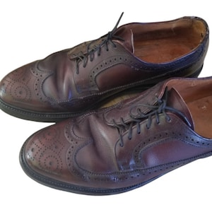 VTG TOWNCRAFT Men&#39;s Pebble Grain Longwings Wingtip Size 10.5 D Medium
