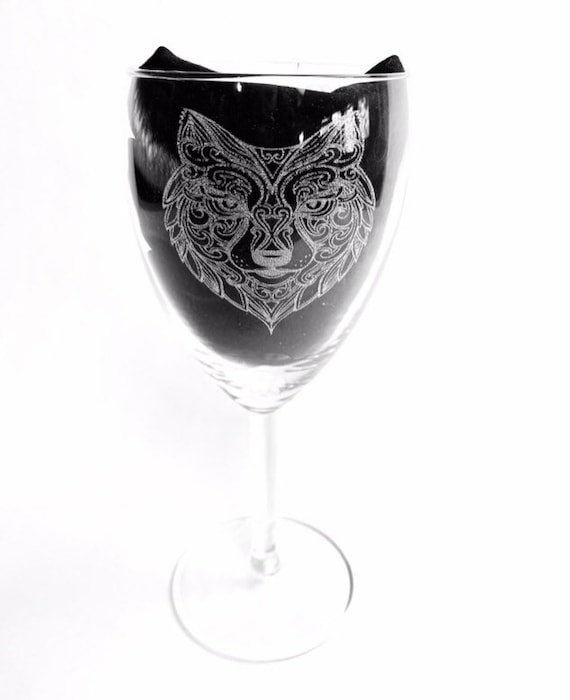 WOLF mandala ENGRAVED glassware, etched, gift. Wine, pint, whiskey, beer, tankard, gin, vase, personalised,sugar skull animal pattern,