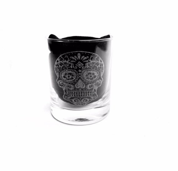 SUGAR SKULL WHISKEY personalised glassware, etched day of the dead, gift. Wine, pint, whiskey, beer, tankard, gin, vase,