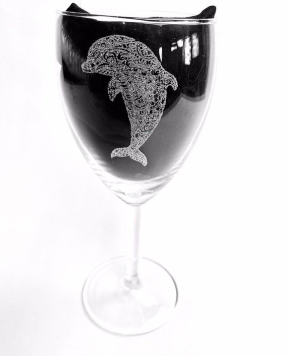 DOLPHIN mandala ENGRAVED glassware, etched, gift. Wine, pint, whiskey, beer, tankard, gin, vase, personalised,sugar skull animal pattern,