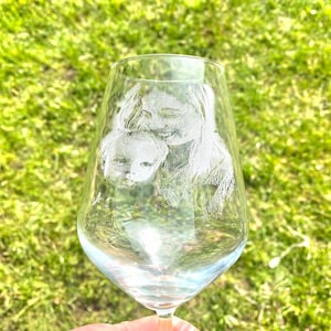 PHOTO ENGRAVED  glassware, personalised etched glass, pets, dogs, cat, pictures of family, gift. pint, whiskey tankard, gin, horse red wine
