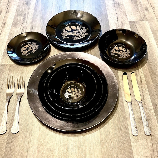 SKULL and ROSES engraved BLACK, dinnerware, etched bowls, plates, pasta, rock goth, table, side plate, christmas, dining, set, cat dog owl