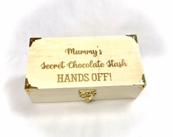 Personalised ENGRAVED CHOCOLATE wooden BOX storage. mummy, daddy, nanna, grandma, grandpa, grandad, uncle, name Christmas gift.