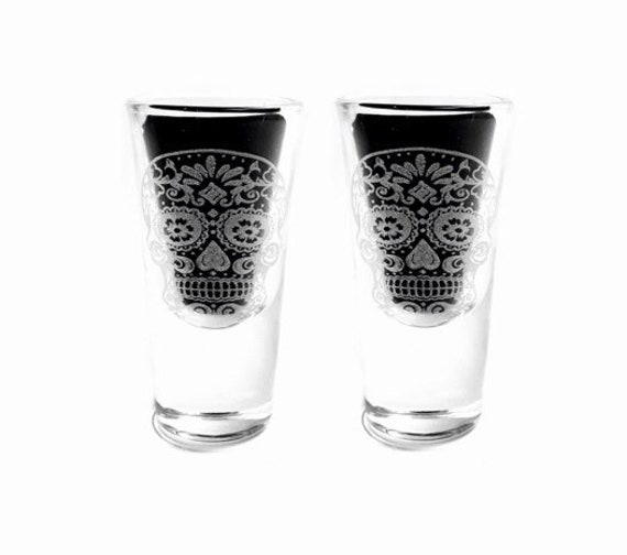 SUGAR SKULL shot glass pair set 2 Christmas engraved, etched day of the dead, gift. Wine, pint, whiskey, beer, personalised