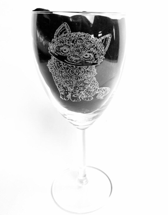 CAT mandala ENGRAVED glassware, etched, gift. Wine, pint, whiskey, beer, tankard, gin, vase, personalised,sugar skull animal pattern,