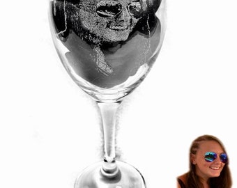 PHOTO ENGRAVED WINE glassware, etched pets, dogs, cat, pictures of people, gift. beer, pint, whiskey tankard, gin, vase, Mother’s Day
