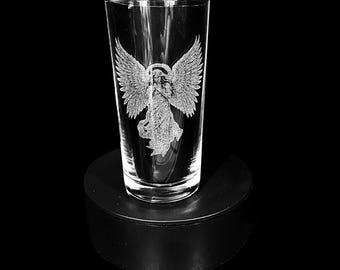 ANGEL ENGRAVED glass, personalised, etched, gift, wine whiskey gin, vase, photo, picture, beer, decanter tankard, myth magic fantasy (des 2)