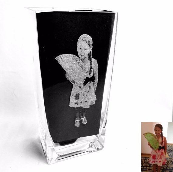 ENGRAVED PHOTO VASE  personalised etched glass gift, flowers, Mother’s Day, wedding, mum , cat, dog, pet, children, family, kids, memorial