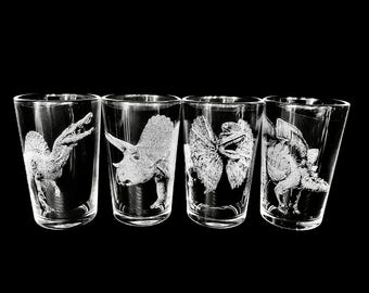 DINOSAUR ENGRAVED SHOT glass set 4, rum, bar, etched personalised  photo design gift triceratops, stegosaurus, dilophosaurus, spinosaurus