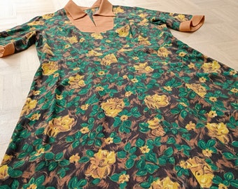 Vintage Caramel & Forest Green 1960s Day Dress