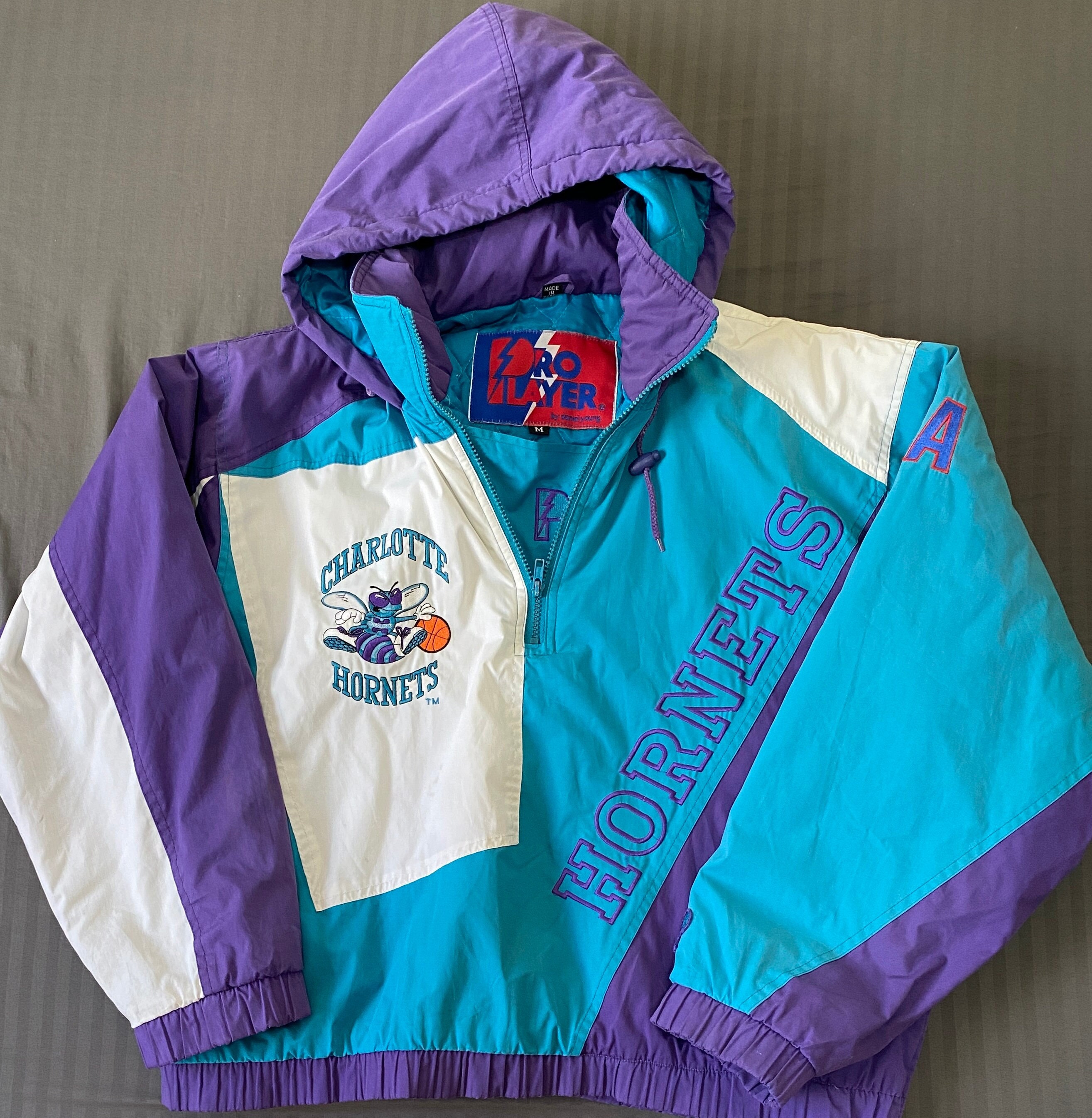 Vintage 90s Charlotte Hornets Starter Jacket Large NBA,  Canada