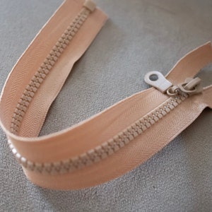 24 inc 1-Way , T6 Bone, Separating Hook, Pear Grip, Metal Zippers, Light Brown Color Zipper SKU/ES06 image 2