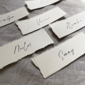 Namensschilder, Namenskarten, Platzkarten aus Büttenpapier, personalisierbar, Tischkarten