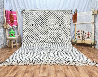 Hand-Knotted Beni Ourain Rug: Authentic Moroccan Wool Rug, White & Black