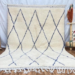 Handwoven Beni Ourain Rug: Moroccan Berber Style, White Wool