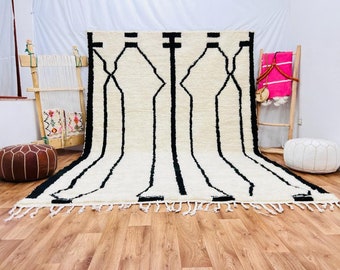 Handwoven Beni Ourain Rug: Moroccan Berber Style, Bohemian Decor