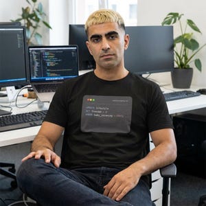 Sleepless New Dad T-Shirt – Funny SQL Coding Humor for Tech Dads