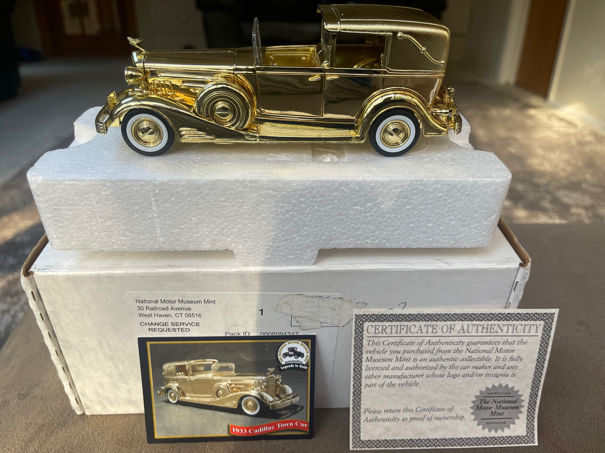 National Motor Museum Mint's 1933 Cadillac Town Car - GOLD