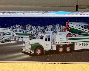 Hess 2002 Spielzeug LKW und Flugzeug