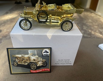 Gold 1913 Ford Model T Paddy Wagon W/Flag