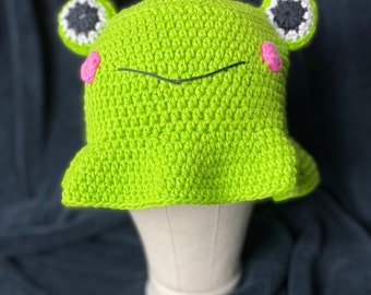 Crochet Froggie bucket hat