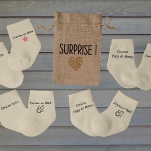 Chaussettes bébé : Annonce de grossesse surprise, cadeau idéal pour futurs grands-parents, marraine, parrain.