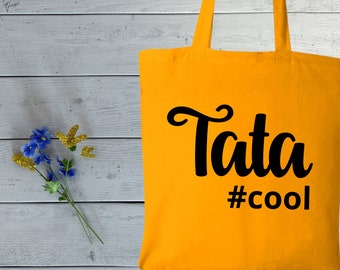 Customizable tote bags for the women in your life