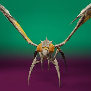 Puede incluir: Una criatura digital con forma de insecto, con un cuerpo gris, patas puntiagudas y grandes alas con puntas amarillas. La imagen está sobre un fondo degradado verde y morado.