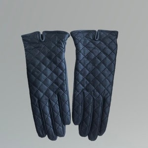 Women&#39;s Black Square Stitched Genuine Soft Leather Gloves - Winter Gloves to Keep You Warm and Comfy - In Stock Ready To Ship Same/Next Day