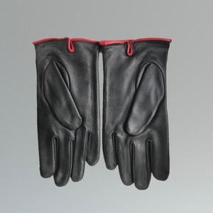 Guanti da uomo in vera pelle nera morbida ed elegante con fodera rossa - Guanti per l&#39;inverno e il freddo - In magazzino, pronti per la spedizione il giorno stesso/il giorno successivo