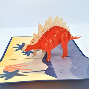 Ręcznie robiona karta 3D typu pop-up dinozaur triceratops urodziny rocznica Walentynki