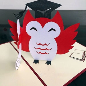 Carte pop-up 3D faite à la main pour l'anniversaire de remise des diplômes de la chouette effraie des clochers
