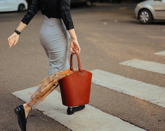 leren tas, handgemaakte leren tas, handtas, leren damestas, elegante leren tas, handtas gemaakt in Italië