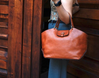 leather bag, handmade leather bag, handbag, woman leather bag, elegant leather bag, made in Italy handbag