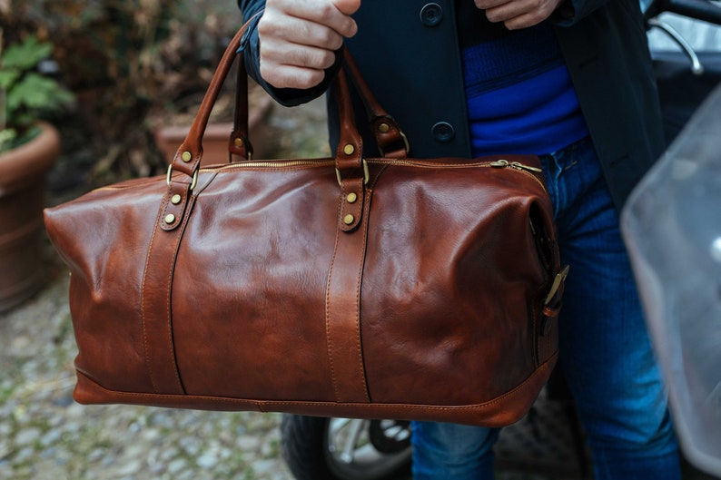 Grand sac de voyage en cuir, sac polochon en cuir, sac de week-end, sac polochon, sac de voyage en cuir, sac de voyage cabine, polochon marron, sac de sport image 4