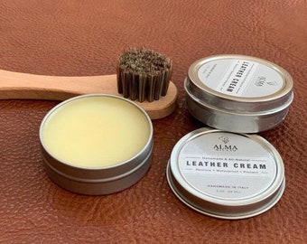 Bee’s wax. Protection cream for leather