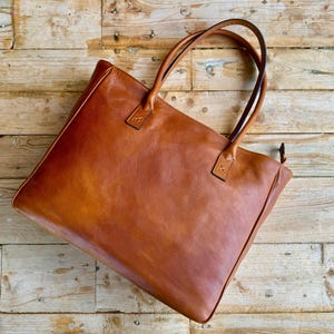 Ledertasche, handgefertigte Ledertasche, Handtasche, Damenledertasche, elegante Ledertasche, made in Italy Handtasche, Laptoptasche