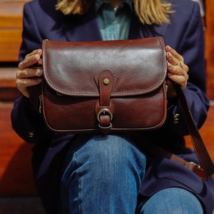 Ledertasche, Leder Umhängetasche , handgemachte Ledertasche, Handtasche, Damen Ledertasche, elegante Ledertasche, made in Italy Handtasche, Crossbody