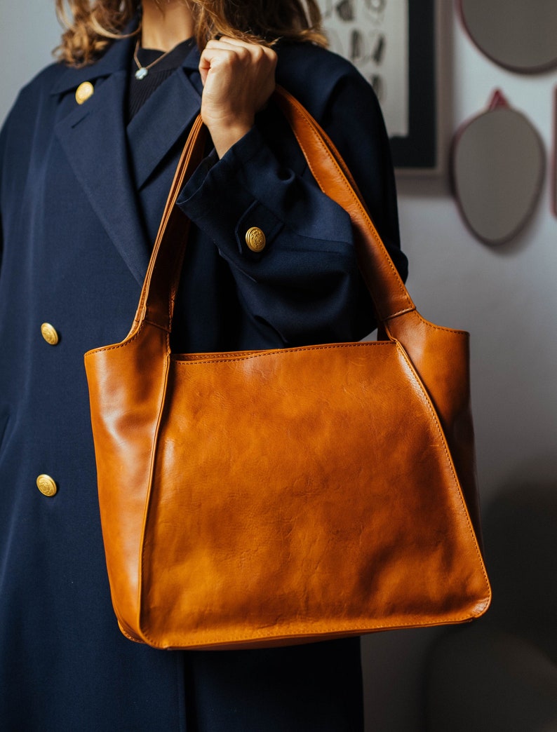 leather bag, handmade leather bag, handbag, woman leather bag, elegant leather bag, made in Italy handbag image 1