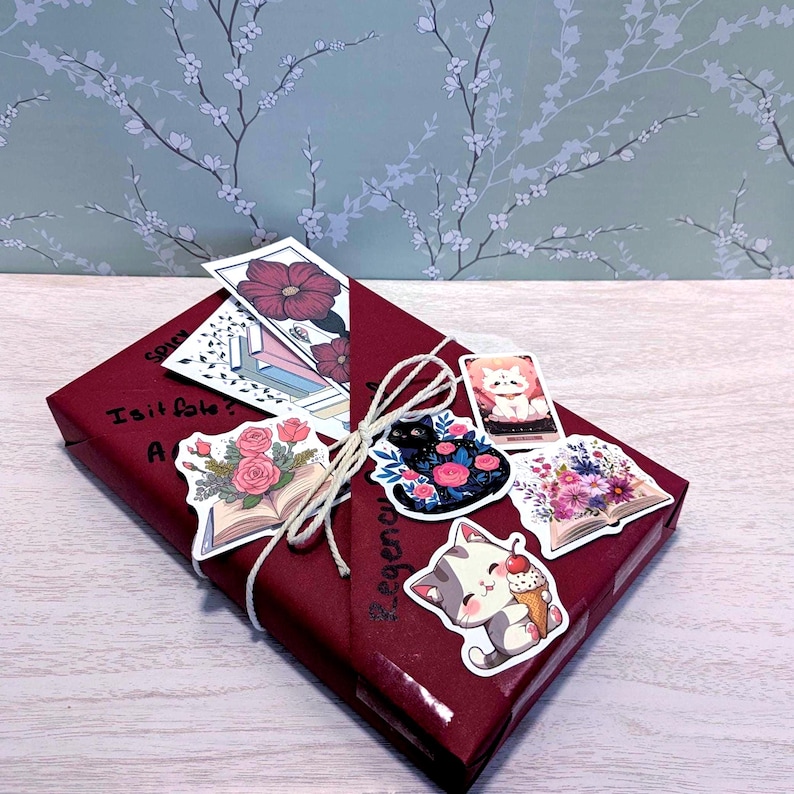 Blind Date With a Book Box – Vintage Romance Novel, Bookish Gifts - Etsy
