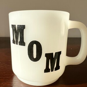 Vintage MOM Milk Glass Mug - Mother&#39;s Day