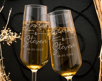 Champagne Flutes Wedding Gifts Wedding Champagne Flutes Bridal Shower Gift Personalized Set of 2 Mr and Mrs Flutes Engraved Toasting Glasses