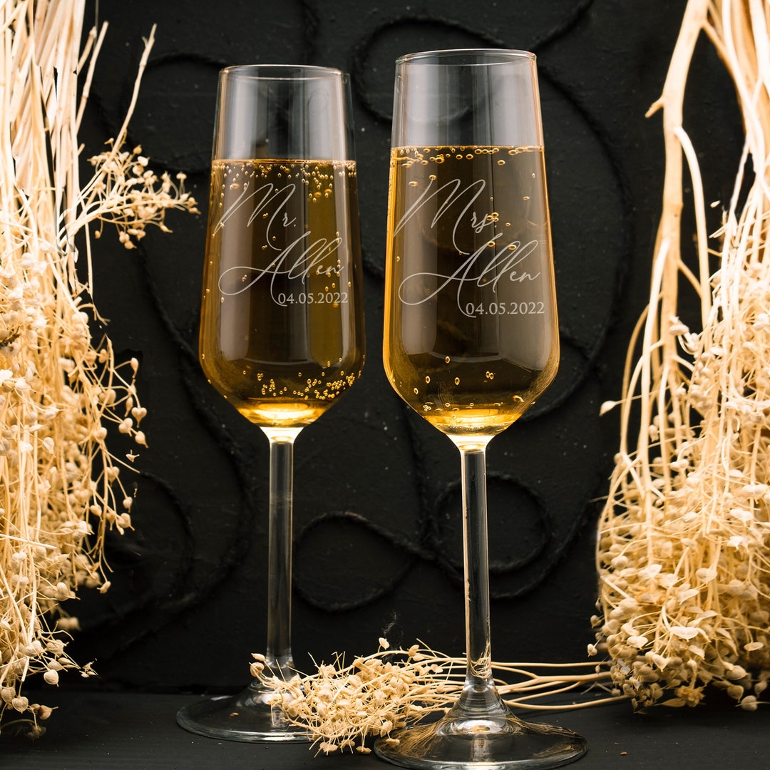 Personalized Gold Accented Champagne Flutes